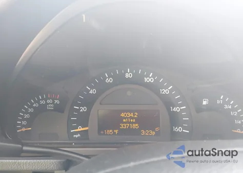 2002 Mercedes-Benz C 240 из США, поврежденный, VIN WDBRF61J22F261189